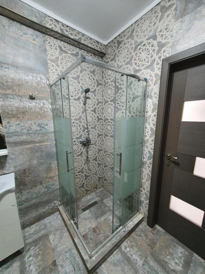 Aquazure Studio Residence นาโวดาริ ภายนอก รูปภาพ