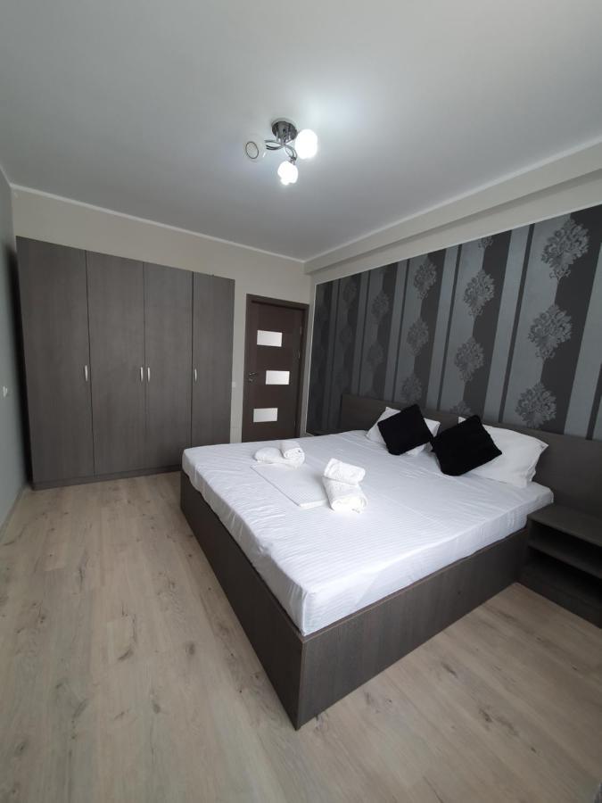 Aquazure Studio Residence นาโวดาริ ภายนอก รูปภาพ