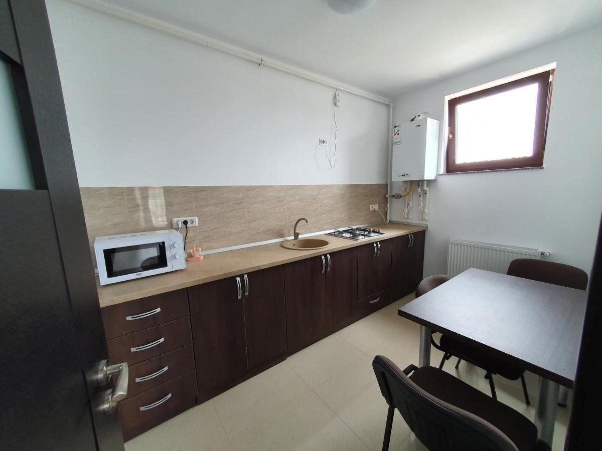 Aquazure Studio Residence นาโวดาริ ภายนอก รูปภาพ
